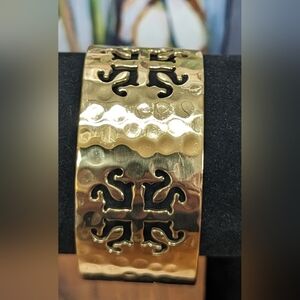 Rustic Cuff logo cuff
